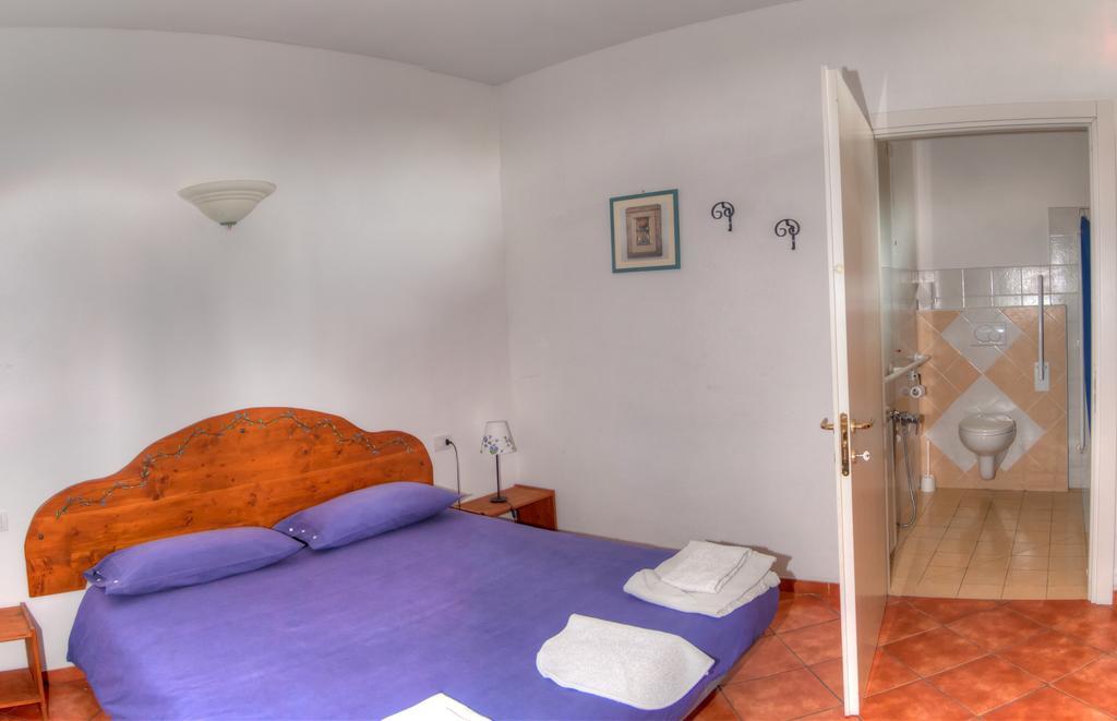 Agriturismo Ca' Di Trincia Pietra Ligure Chambre photo